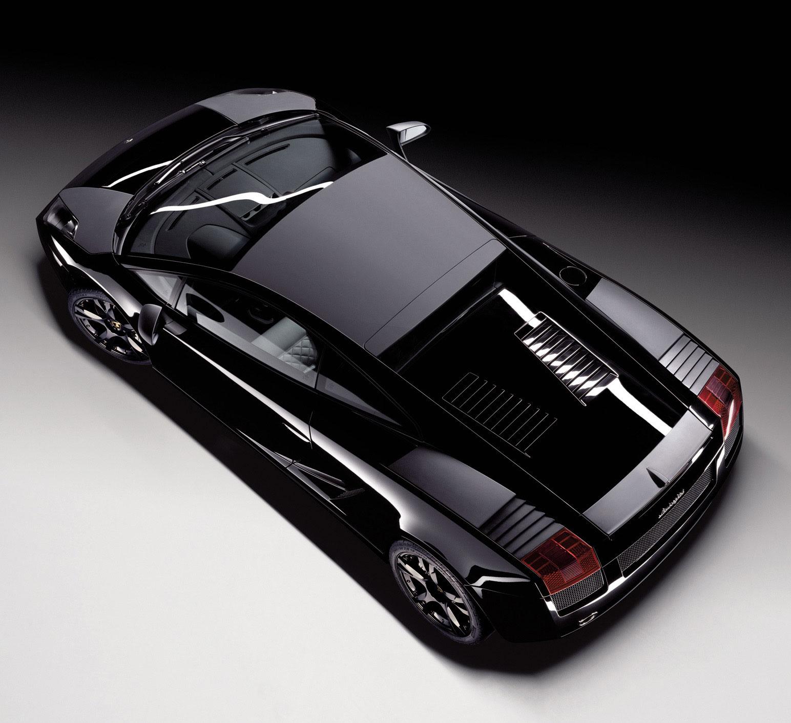 Lamborghini nera top