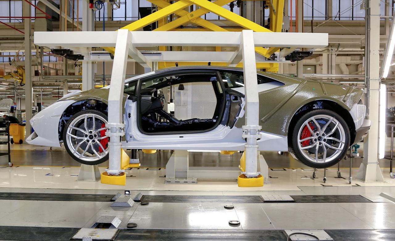 Huracan production line 20