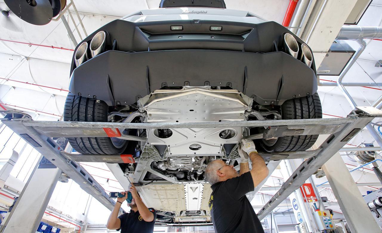 Huracan production line 22