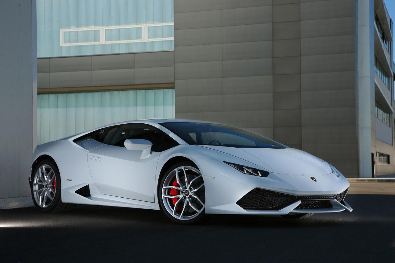 Huracan production line 32