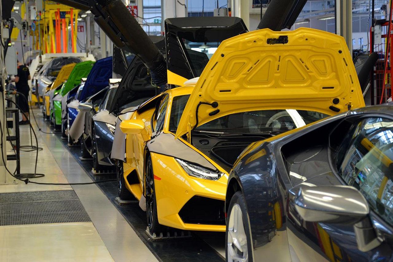 Lamborghini , factory , visit , production , line , huracan , aventador