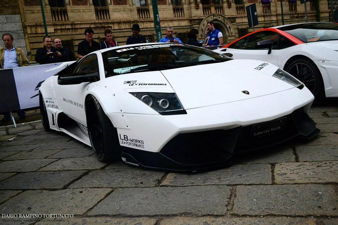 LB WORKS WIDEBODY MURCIELAGO IN ITALY