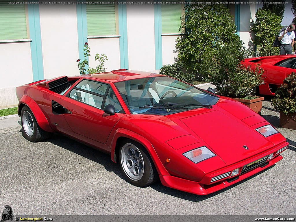 High-Resolution Lamborghini Countach LP400 S Photos