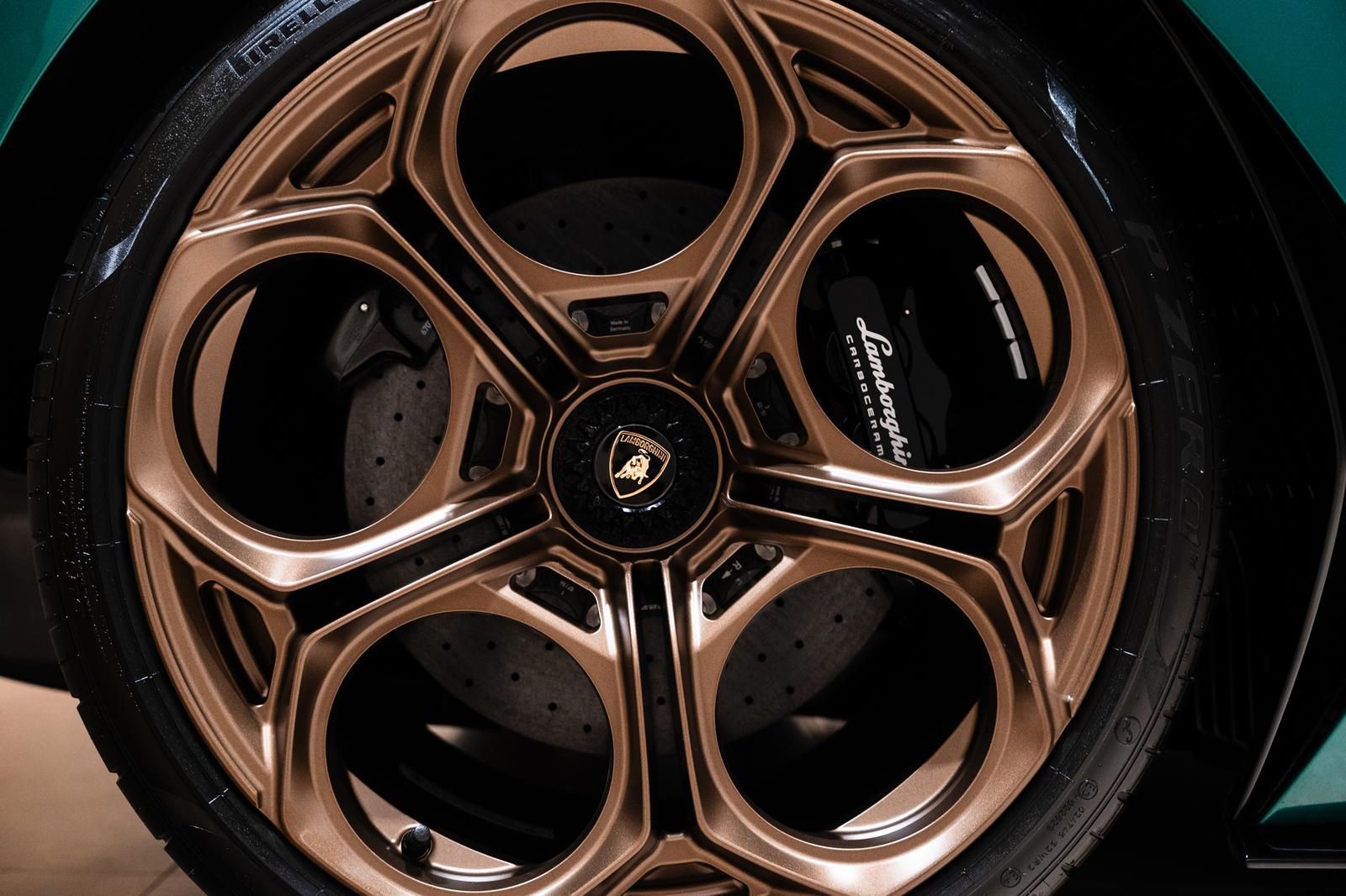 The Lamborghini Countach LPI 800-4 in An Exclusive Verde Abete