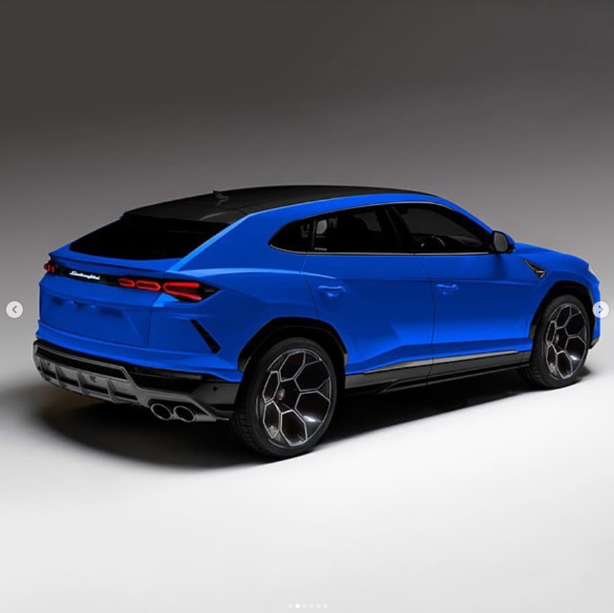 Tempting 2025 Urus Hybrid With Its Lanzador Concept