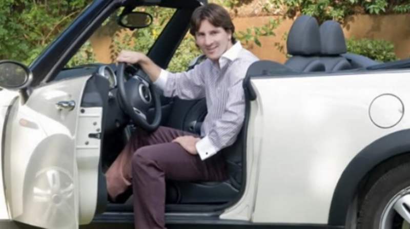 Messi's car collection: mini cooper s convertible