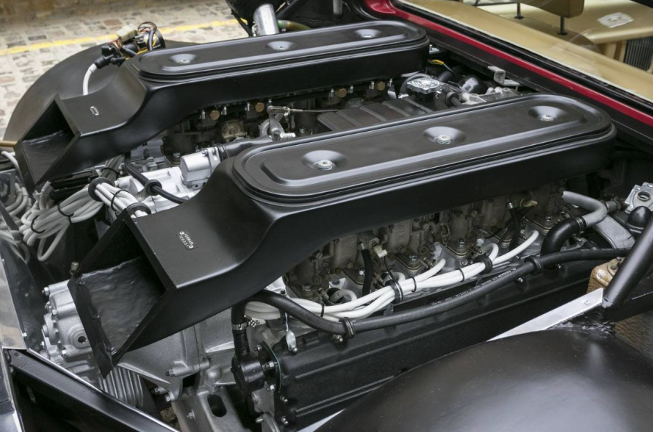 Ferrari bb 512 engine